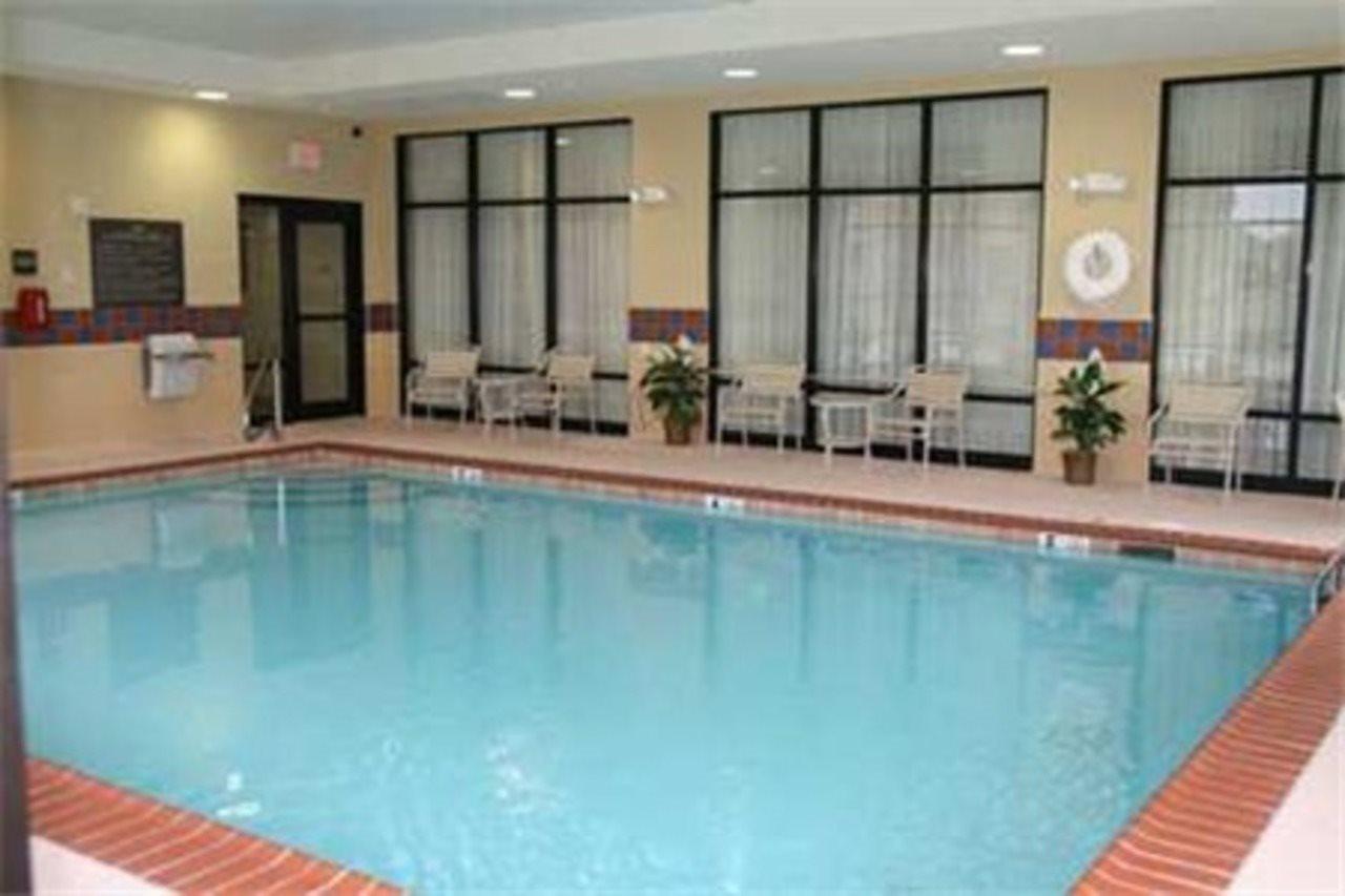 Hampton Inn Martin Luaran gambar